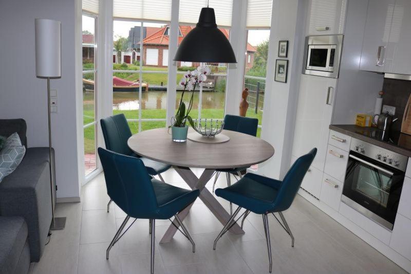 Ferienwohnung Dina am Siel Greetsiel Exterior foto